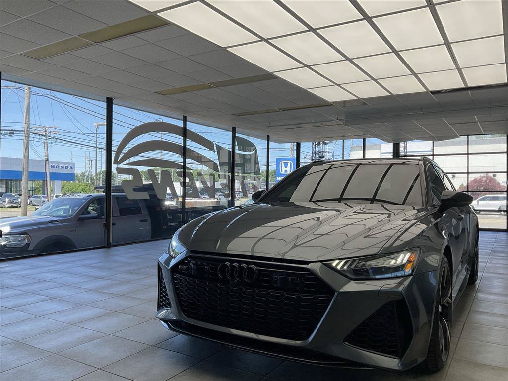 Used 2021 Audi RS 6 w/ Executive Package AWD/4WD image 3