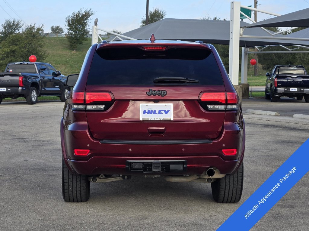 Used 2022 Jeep Grand Cherokee Laredo X RWD image 7