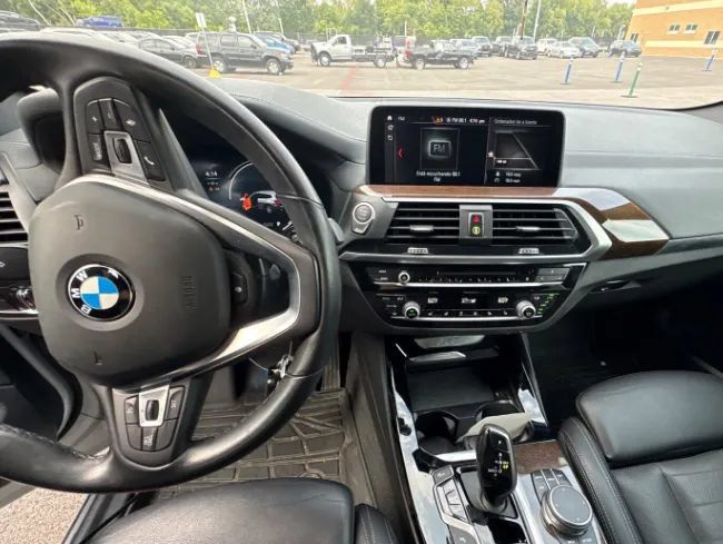 Used 2019 BMW X3 xDrive30i w/ Executive Package AWD/4WD image 2