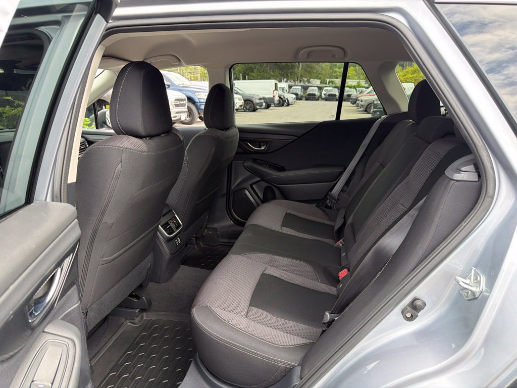 Used 2023 Subaru Outback Premium AWD/4WD image 17
