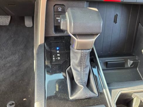 Used 2023 Toyota Tundra SR5 w/ SR5 Convenience Package RWD image 27
