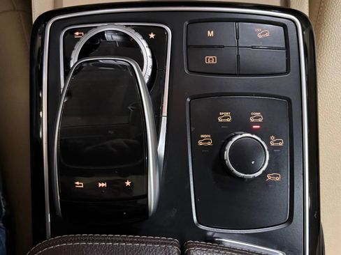 Used 2017 Mercedes-Benz GLE 350 4MATIC image 30