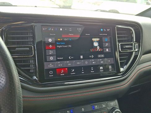 Used 2024 Dodge Durango GT image 17