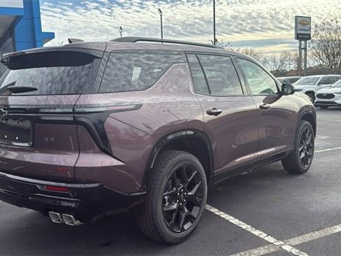 New 2026 Chevrolet Traverse RS w/ LPO, Floor Liner Package image 7