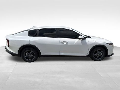 New 2026 Kia K4 FWD image 8