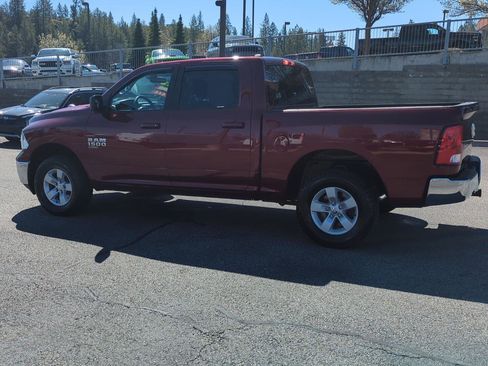 Used 2021 RAM 1500 Classic SLT AWD/4WD image 4