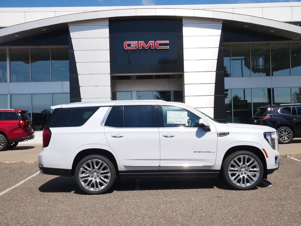 New 2026 GMC Yukon Denali w/ Denali Reserve Package AWD/4WD image 2