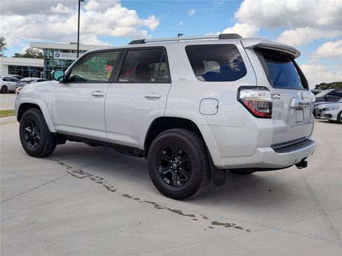 Used 2024 Toyota 4Runner SR5 image 4