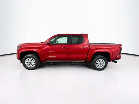 Used 2026 Toyota Tacoma SR5 AWD/4WD image 4
