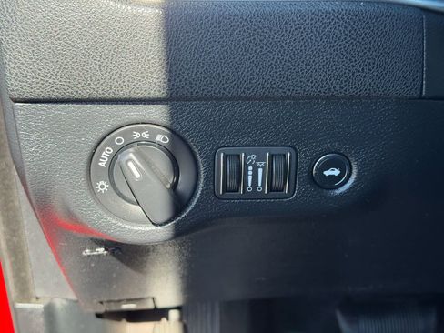 Used 2017 Dodge Charger SE w/ Popular Equipment Group RWD image 15