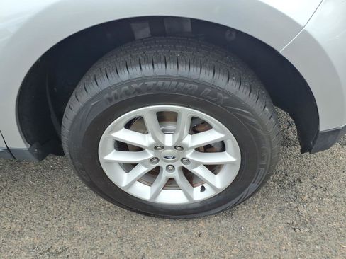 Used 2014 Ford Edge SE w/ Equipment Group 101A FWD image 10