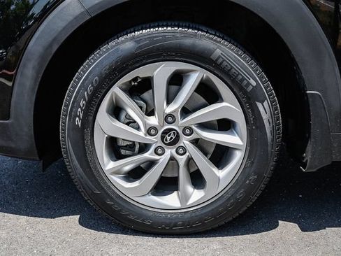 Used 2017 Hyundai Tucson SE w/ Cargo Package FWD image 11