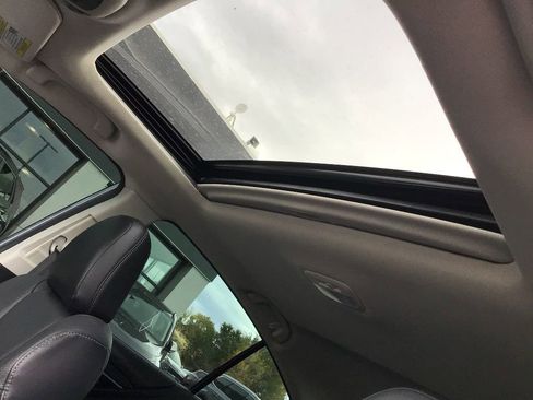 Used 2024 Subaru Legacy Limited image 12