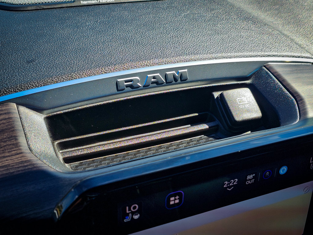Used 2025 RAM 1500 Laramie w/ Night Edition AWD/4WD image 29