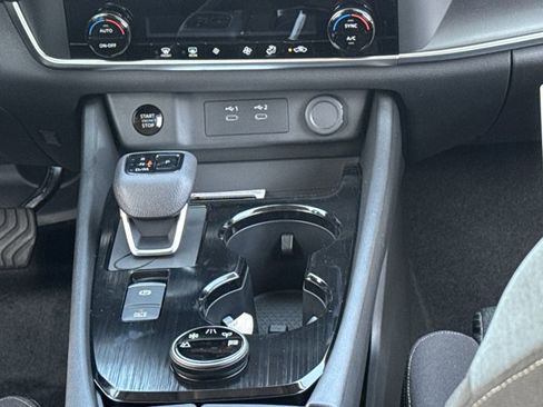 New 2025 Nissan Rogue SV image 23