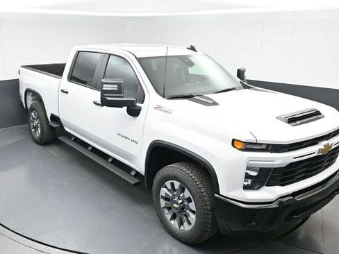New 2026 Chevrolet Silverado 2500 Custom w/ Custom Value Package AWD/4WD image 33