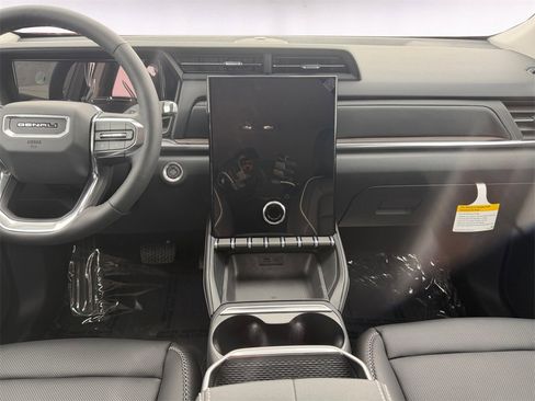 New 2026 GMC Terrain Denali w/ LPO, Floor Liner Package image 10