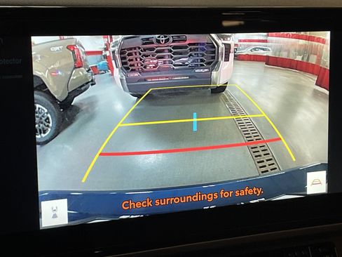 Used 2025 Toyota Camry XSE image 25