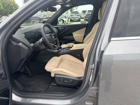 Used 2025 BMW X3 xDrive30i w/ Premium Package image 17