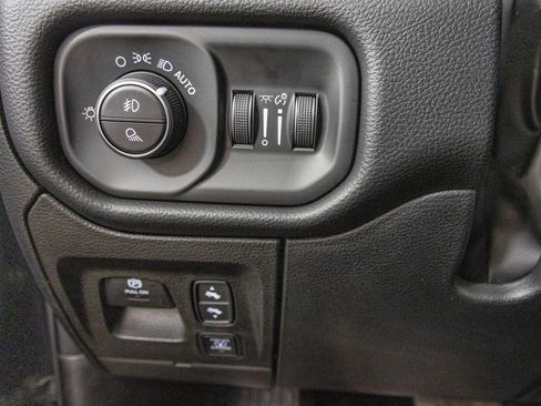 New 2026 RAM 1500 Big Horn AWD/4WD image 33