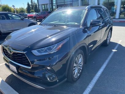 Used 2021 Toyota Highlander Platinum