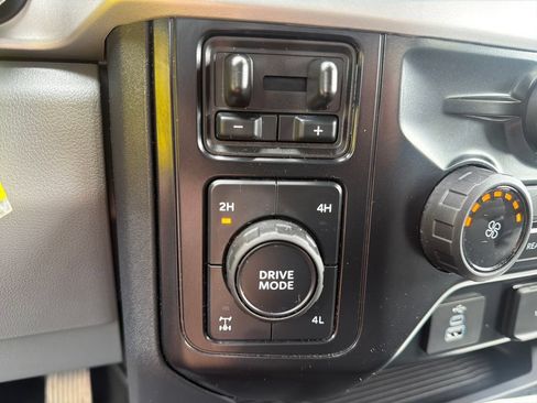 Used 2026 Ford F250 XL w/ STX Appearance Package AWD/4WD image 18