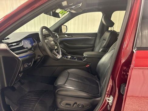 Used 2023 Jeep Grand Cherokee L Overland image 5