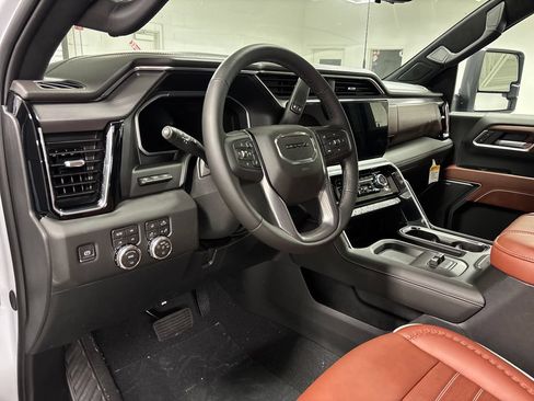 New 2026 GMC Sierra 2500 Denali Ultimate AWD/4WD image 25