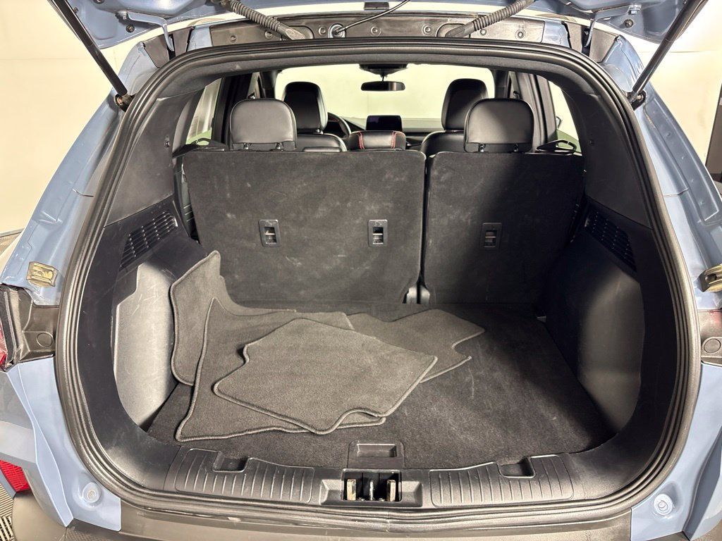 Used 2025 Ford Escape ST-Line FWD image 10