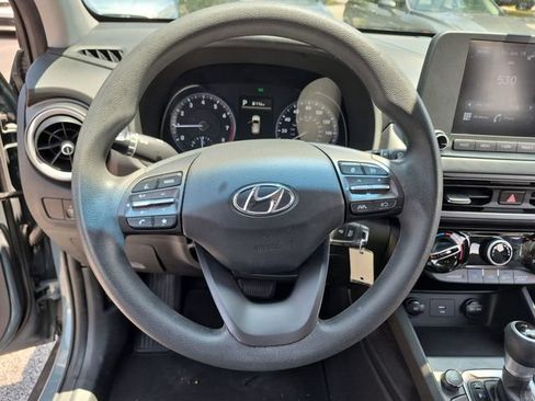 Used 2022 Hyundai Kona SE FWD image 12