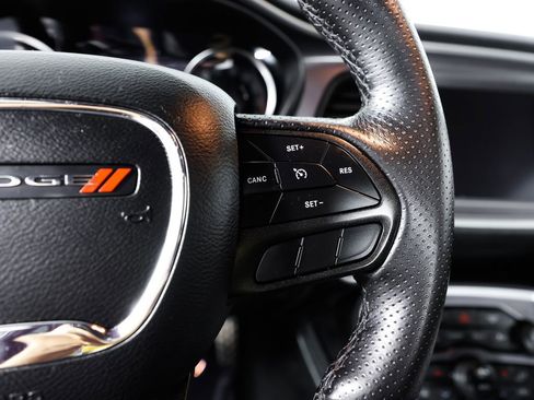 Used 2022 Dodge Challenger R/T Scat Pack RWD image 33