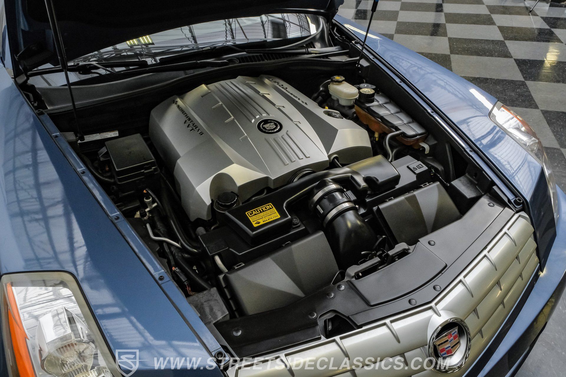 Used 2006 Cadillac XLR RWD image 39