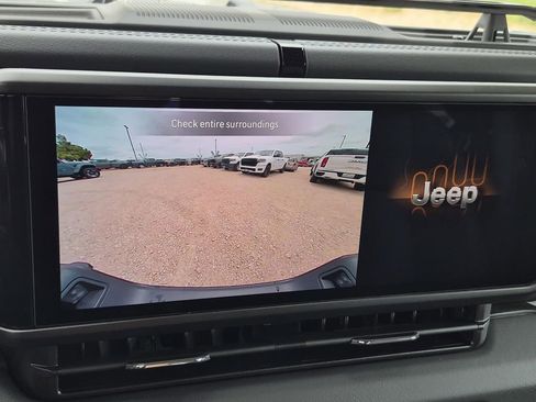 New 2026 Jeep Gladiator Sport AWD/4WD image 19