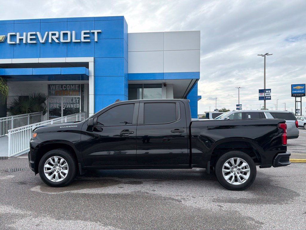 Used 2020 Chevrolet Silverado 1500 Custom w/ Custom Value Package RWD image 5