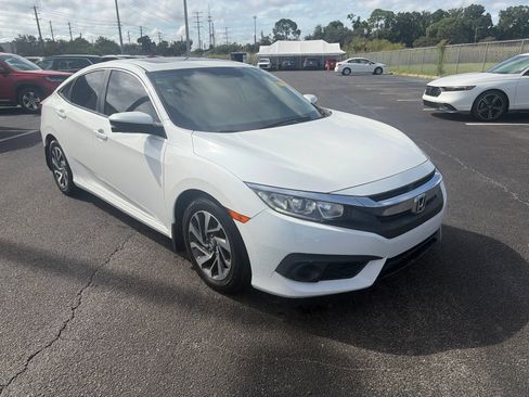 Used 2017 Honda Civic EX image 1