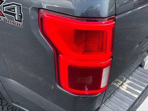 Used 2018 Ford F150 Lariat w/ Equipment Group 502A Luxury AWD/4WD image 27