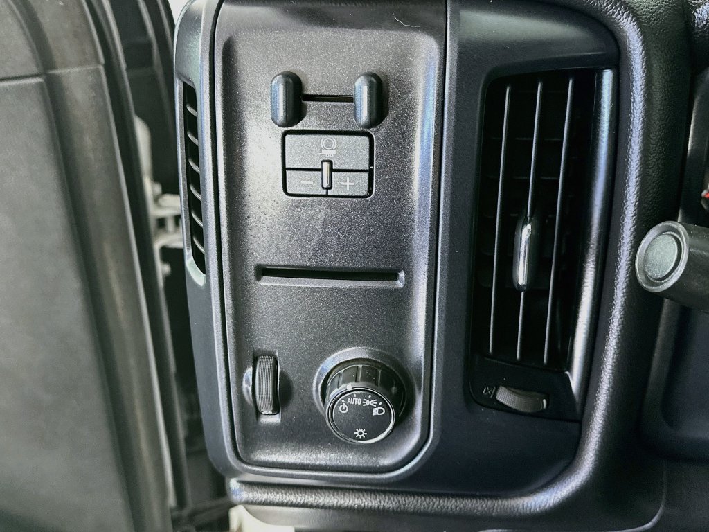 Used 2015 Chevrolet Silverado 3500 W/T w/ WT Convenience Package AWD/4WD image 24
