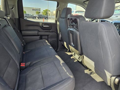 Used 2019 Chevrolet Silverado 1500 Custom Trail Boss w/ Custom Convenience Package image 24