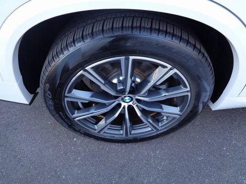 Used 2023 BMW X5 xDrive40i w/ M Sport Package image 34