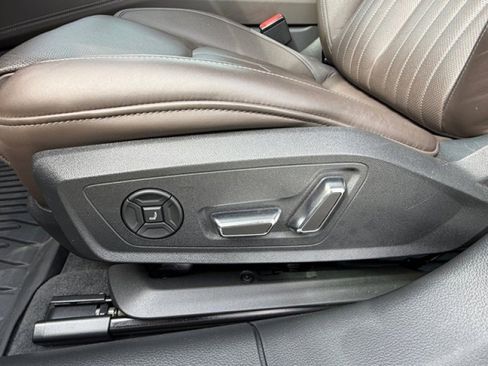 Used 2022 Audi A6 3.0T Prestige image 11
