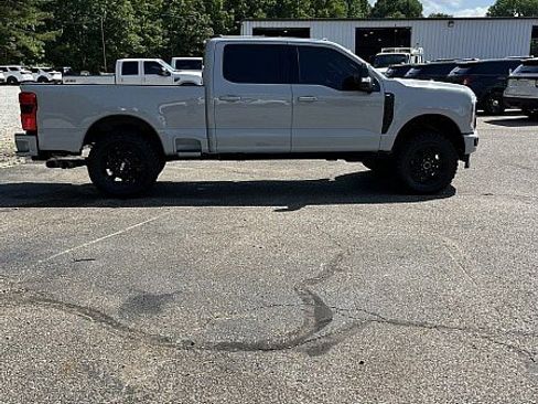 Used 2026 Ford F250 XLT w/ XLT Premium Package AWD/4WD image 8