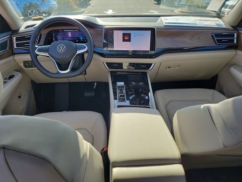 New 2026 Volkswagen Atlas SE FWD image 14