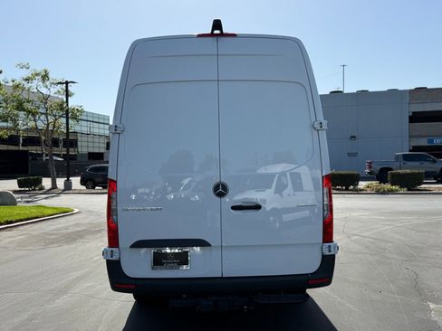 New 2025 Mercedes-Benz Sprinter 3500 image 11