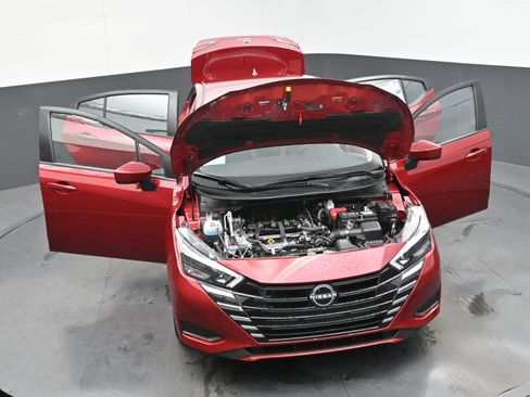 Certified 2025 Nissan Versa SV w/ Trunk Package image 39