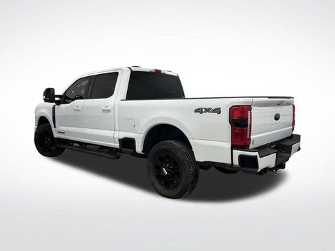 Used 2025 Ford F350 Lariat w/ Black Appearance Package image 3