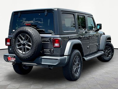 Used 2024 Jeep Wrangler Unlimited Sport AWD/4WD image 6