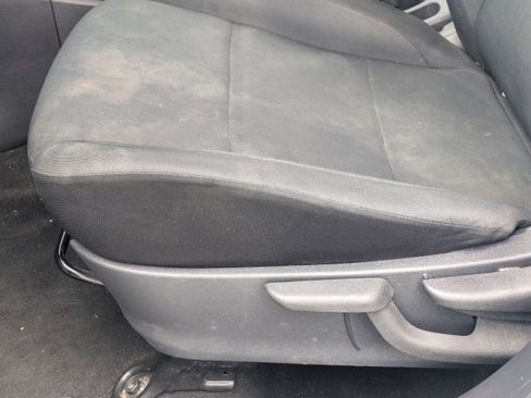 Used 2023 Nissan Kicks S image 28