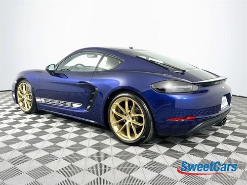 Used 2024 Porsche 718 Cayman image 5