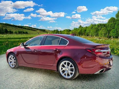 Used 2017 Buick Regal GS w/ Driver Confidence Package #1 image 4