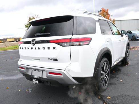 New 2025 Nissan Pathfinder Platinum image 8
